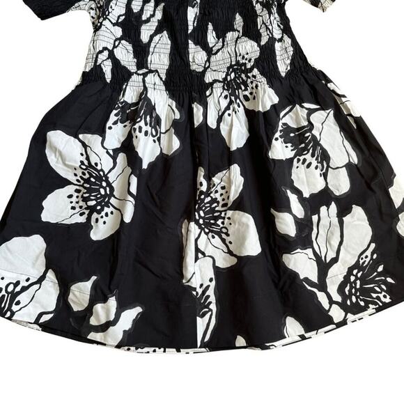 NWT H&M Off Shoulder Smocked-Bodice Dress Floral Print Black & White XXL - Picture 3 of 8